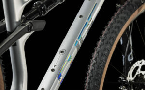 Cube AMS ZERO99 C68X RACE 29