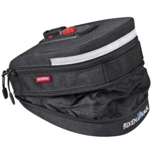 KLICKfix Satteltasche Micro 200 Expandable, schwarz, 1,5-2 Liter, 16×19×12 cm, inkl. Satteladapter, wasserdicht, Reflektor