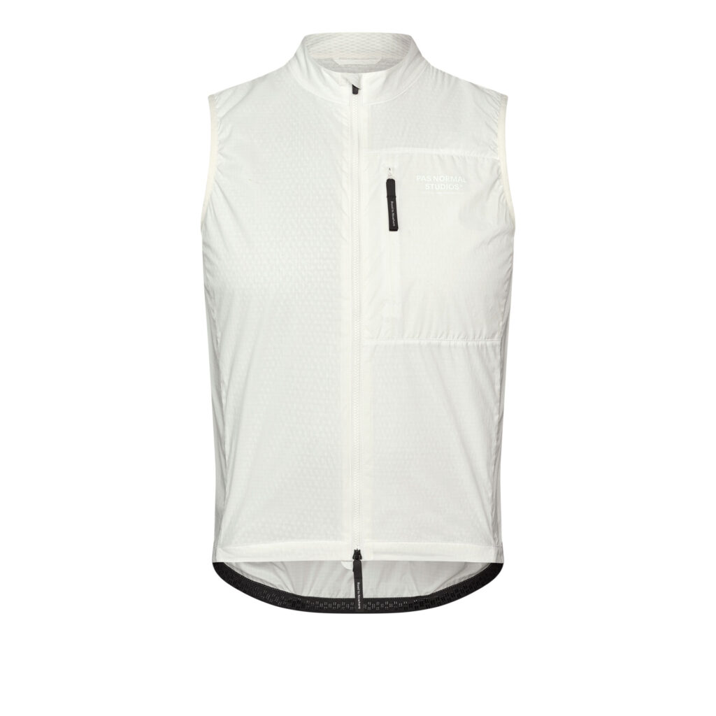 Pas Normal Studios Essential Insulated Gilet warme Fahrradwindweste Herren L off white