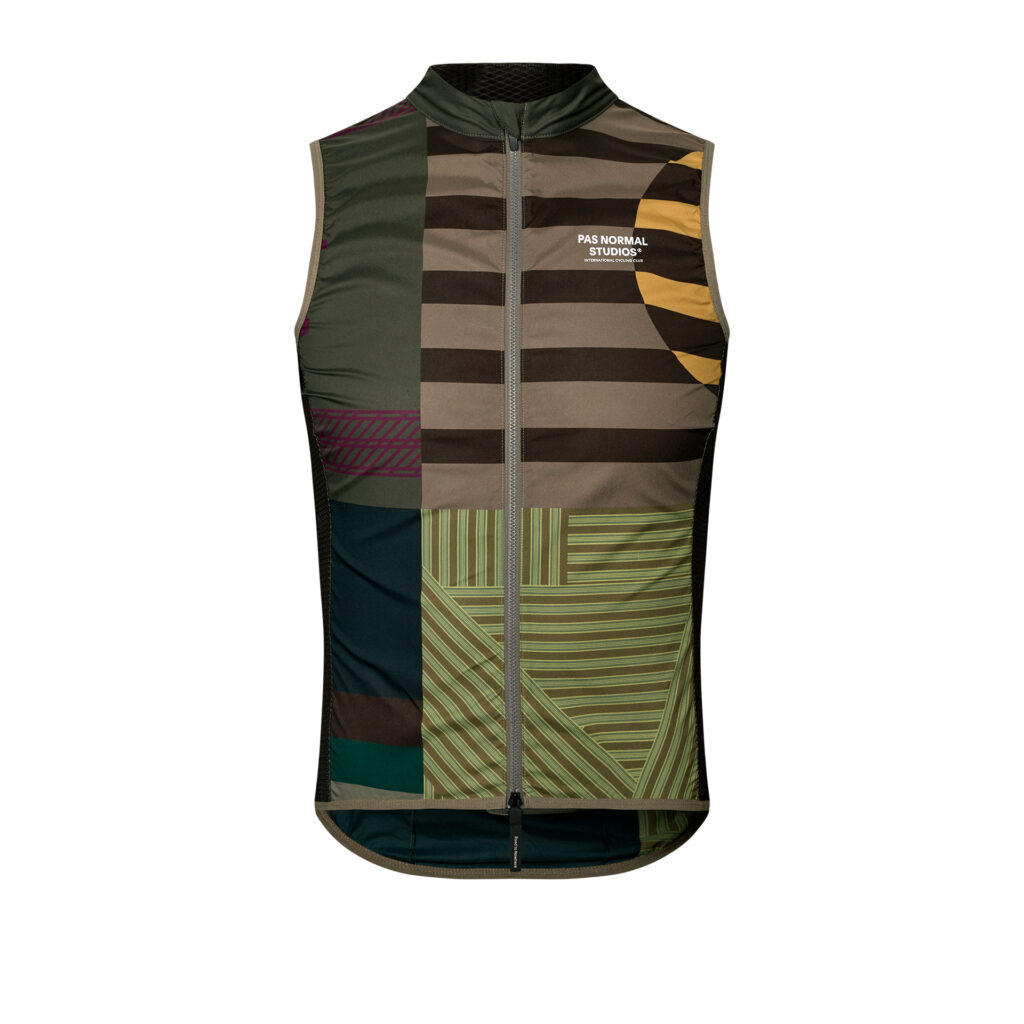 Pas Normal Studios Mechanism Stow Away Gilet Fahrrad Windweste Herren M aop international earth