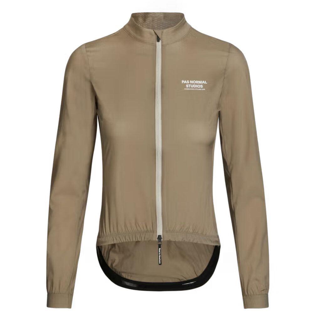 Pas Normal Studios Women's Mechanism Stow Away Jacket L beige
