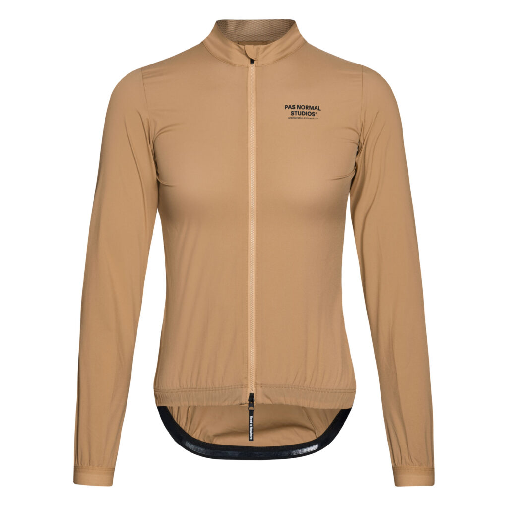 Pas Normal Studios Women's Mechanism Stow Away Jacket S camel