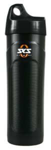 SKS Cage Box schwarz-orange Wasserfeste Kunststoffbox inkl. Nylonbeutel. Ideal für Werkzeug und Zubehör. Sicherer Halt im Flaschenhalter