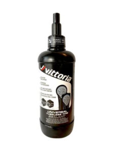 Vittoria Universal Tubeless Reifendichtmittel 250 ml - schnelle, zuverlässige Pannenversiegelung